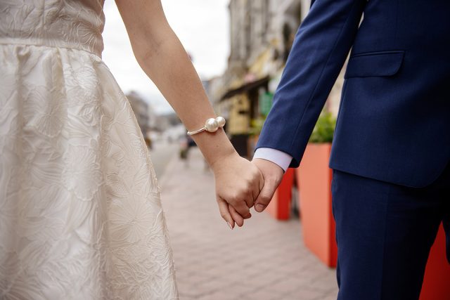 Couples who marry before having first child 50% less likely to split than couples who don’t: study