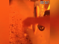 Residents wake up screaming as cops race to rescue them from late-night apartment blaze: video
