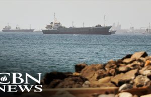 Oil Tankers Move Through Strait as Vance Decries Israel ‘Freakout’ over U.S. Agreement with Tehran